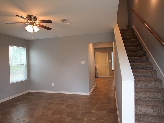 2nd image of 520 W Charnwood St