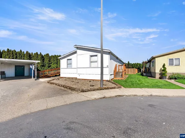 830 N Main St Unit 12, Mount Angel, OR 97362