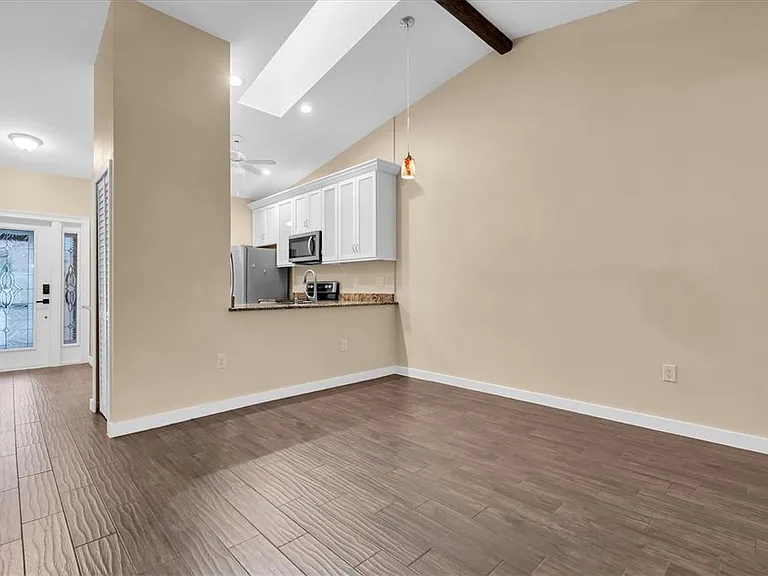 3203 Charter Club Dr #B — Photo 10