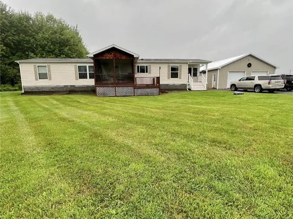 36917 Middle Rd, La Fargeville, NY 13656
