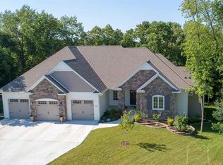 128 Sienna Cir, Mankato, MN 56001