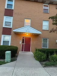 114 Riverview Court, #114