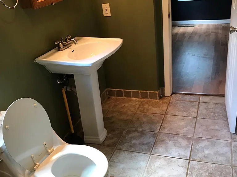210 Kennedy Rd — Photo 69