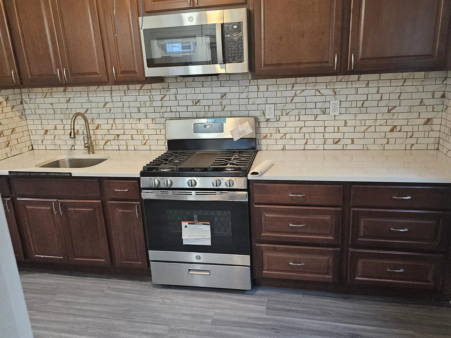 3 bed, 1.5 bath, 1500 sqft, $2,900 — Photo 3