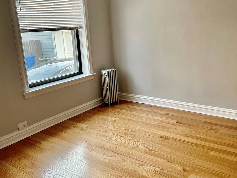 2351 W Wilson Ave #104 — Photo 9