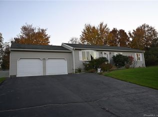 14 Ramona Way, Branford, CT 06405