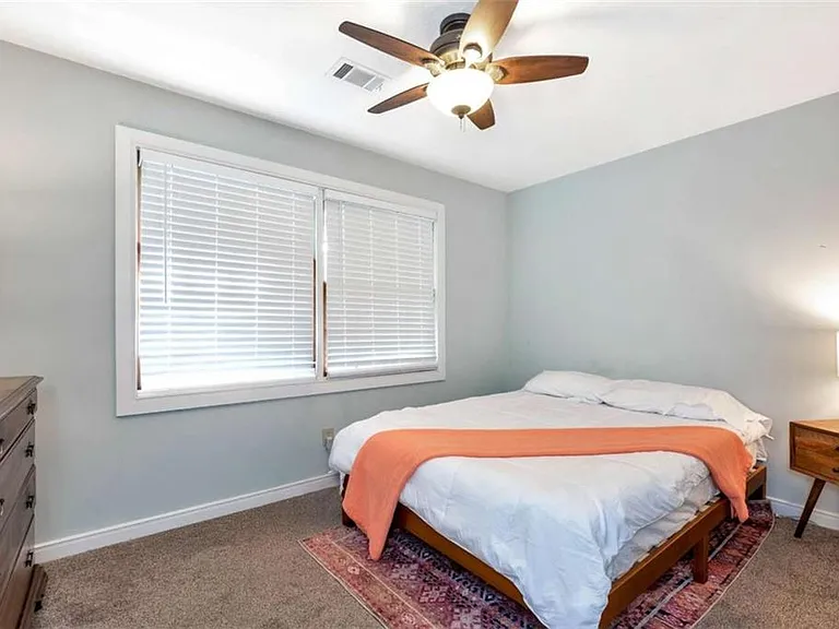 3978 Pine Shore Cir — Photo 30
