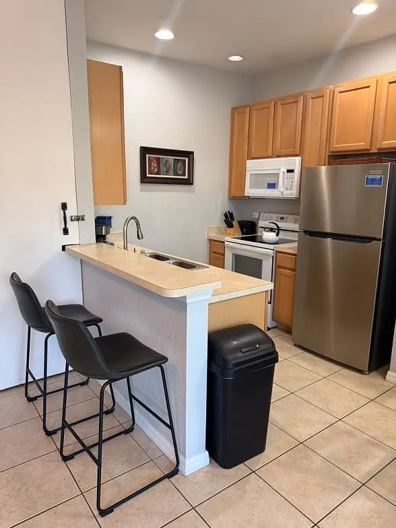 2411 Caravelle Cir — Photo 3