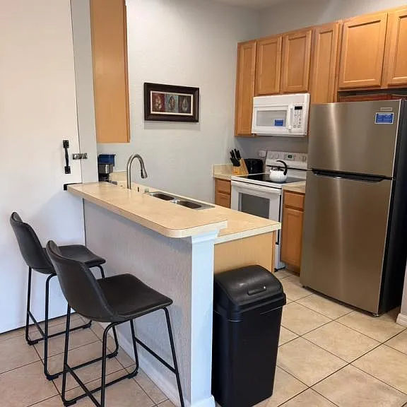 2411 Caravelle Cir — Photo 3