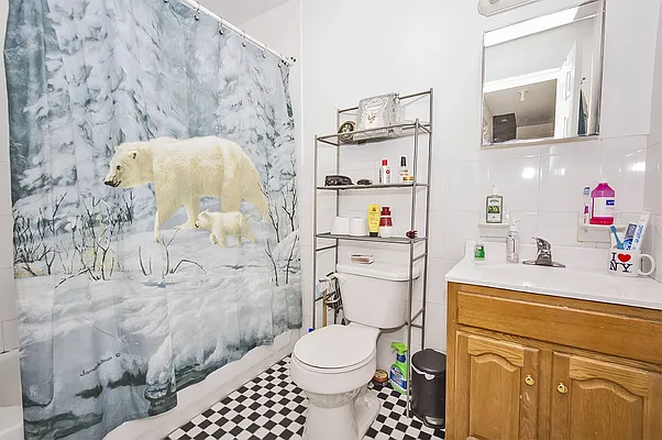 Rented by Level Group | media 12