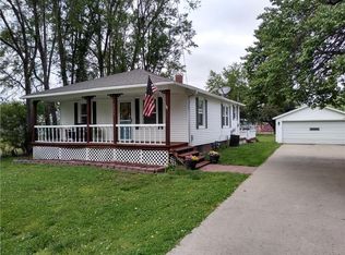1213 Elizabeth St, Saint Joseph, MO 64504