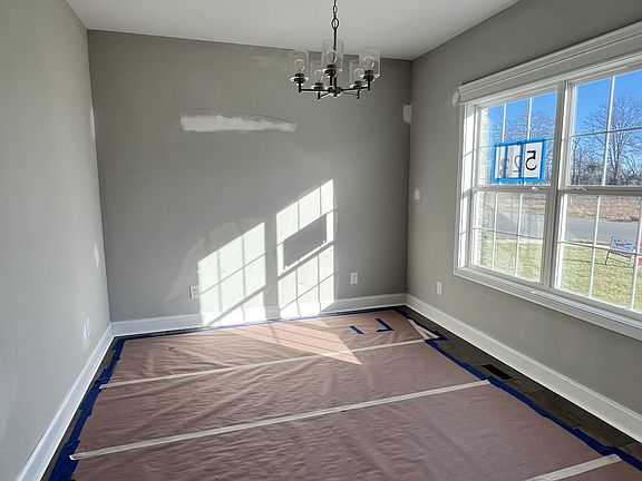 4th image of 523 Farmington Lot 523