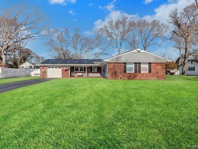 15 Whitmore Lane, Coram, NY, 11727