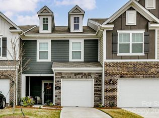 129 Harpers Run Ln, Matthews, NC 28104