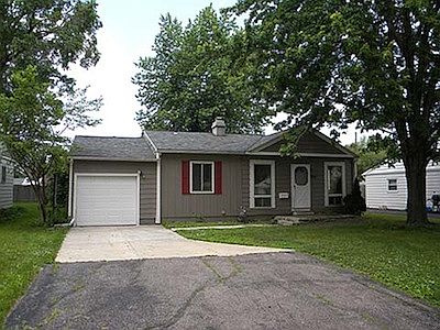 1st image of 904 Leroy St