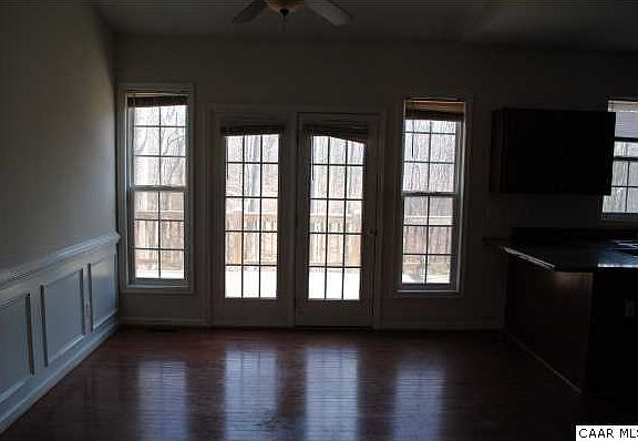 3rd image of 500 Pine Hill Dr