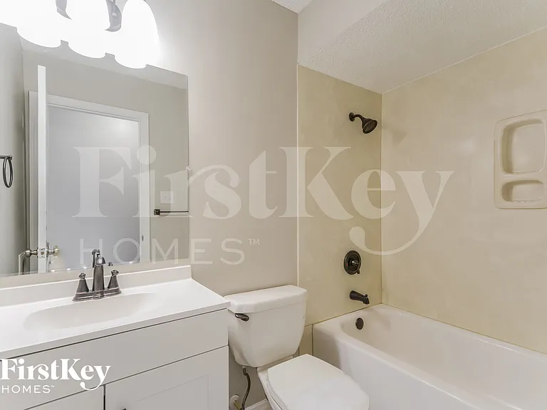 15721 Hill House Rd — Photo 9