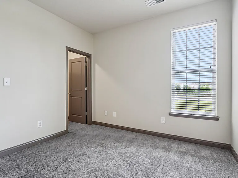 Flats at 146 | Specials Available — Photo 19