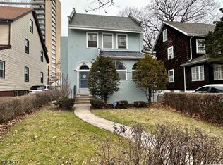 8 Melrose Ave, East Orange, NJ 07018