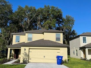 910 Mansfield Rd, Tavares, FL 32778