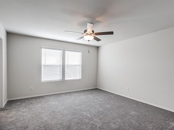 4th image of 4709 Greenham Ln