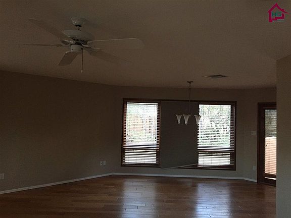 3rd image of 4045 Pamela Pl