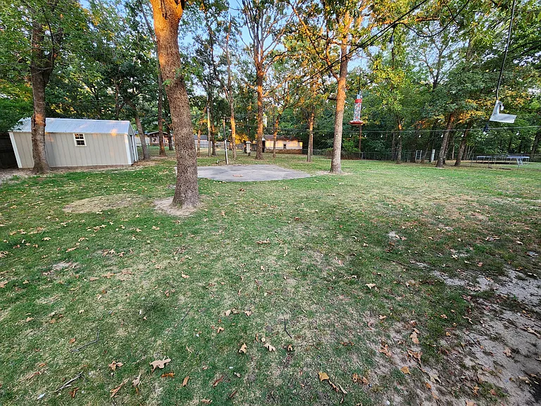 204 S Morrison Dr — Photo 24