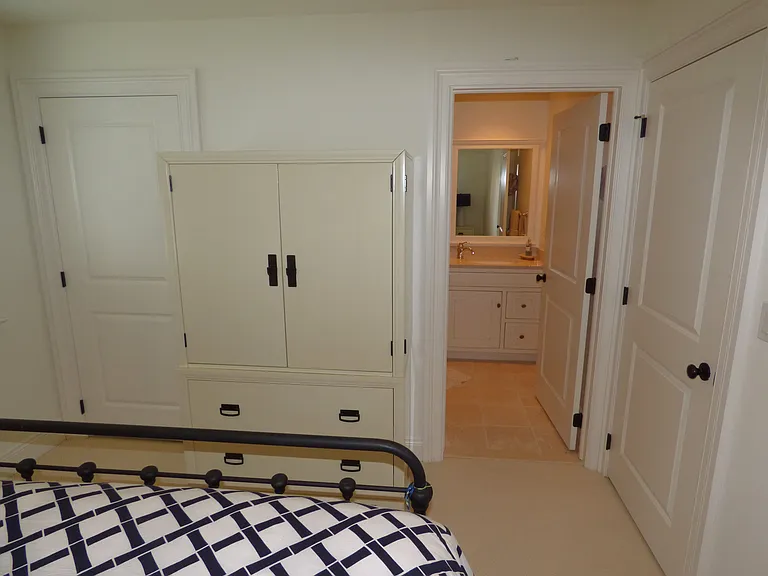 1340 Pleasure Ave — Photo 31