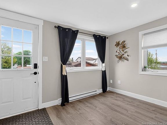 3rd image of 8 Nowlan Ave