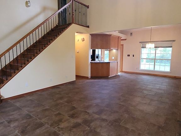 3rd image of 408 S 9th St