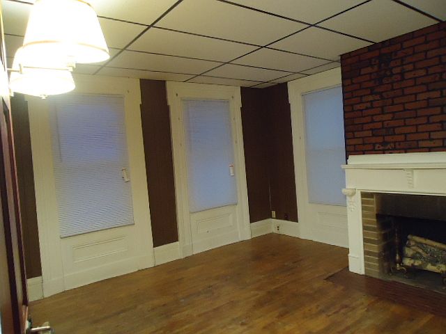 2nd image of 114 Clark St APT 3