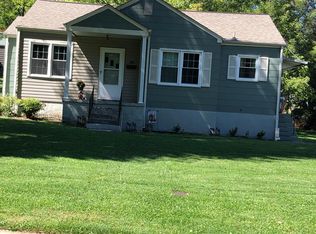 1324 Holston Dr, Bristol, TN 37620