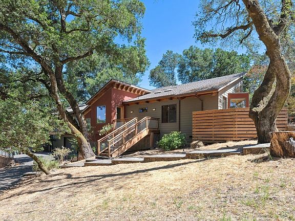 4th image of 2080 Thornsberry Road