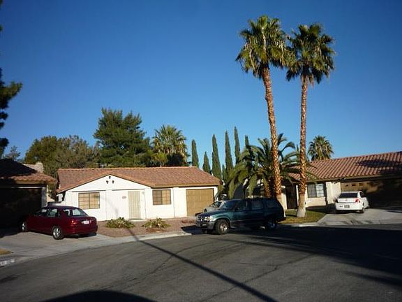 4th image of 1708 Barrel Cactus Ct