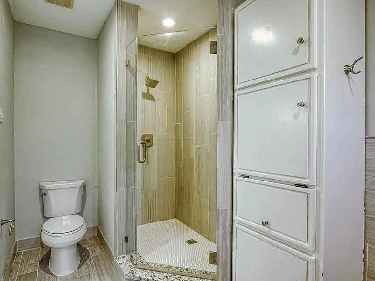 3809 Graphic Pl — Photo 5