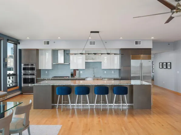 1240 S 2nd St Unit 1201, Minneapolis, MN 55415
