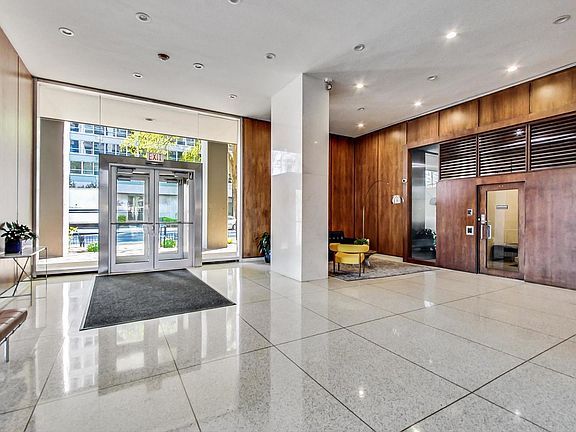 5th image of 3600 N Lake Shore Dr APT 202