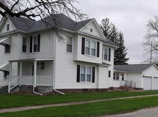 1401 13th St, Viola, IL 61486