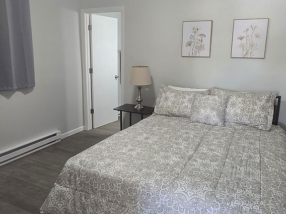 5th image of 1450 Edgewood Dr #2B