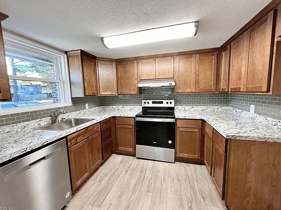 2nd image of 6505 Harvey Ct
