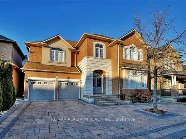 22 Saint Urbain Dr, Vaughan, ON L4H 2X4