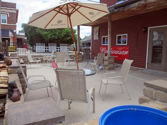 Another view of patio