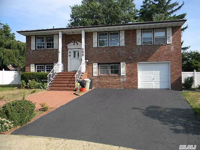 1st image of 886 Valerie Ct