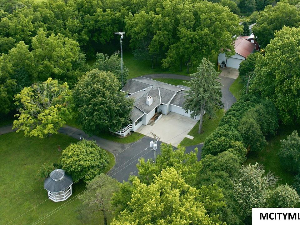 1st image of 20722 Poplar Ave