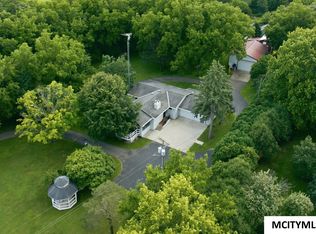 20722 Poplar Ave, Mason City, IA 50401