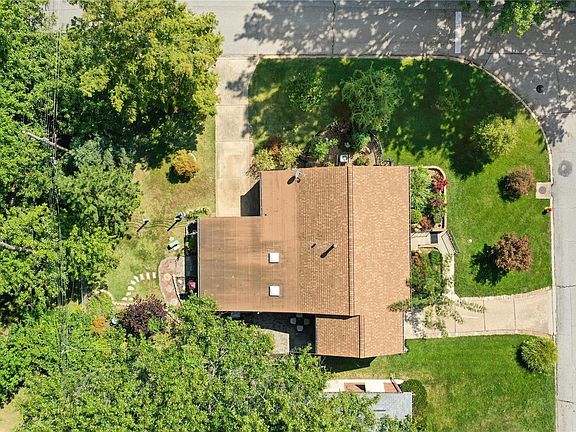 3rd image of 1101 Troy Dr