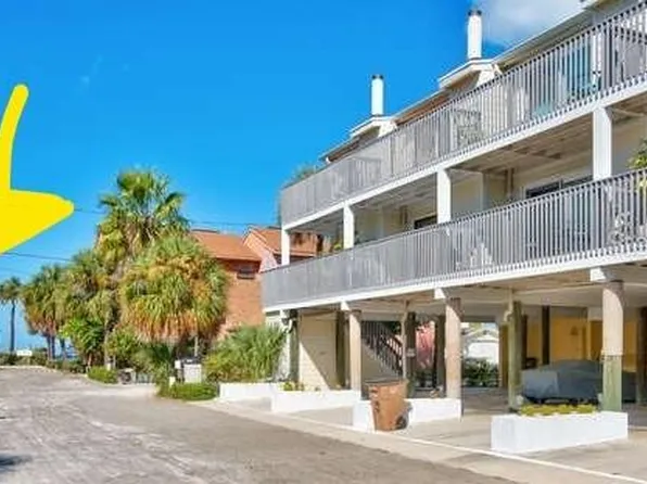 2700 Gulf Blvd APT 2, Indian Rocks Beach, FL 33785