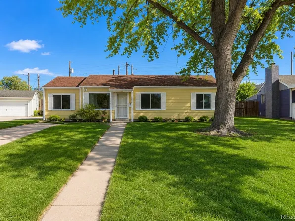 2836 S Grape Way, Denver, CO 80222