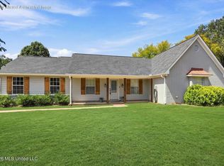 5285 Wildwood Dr, Southaven, MS 38671