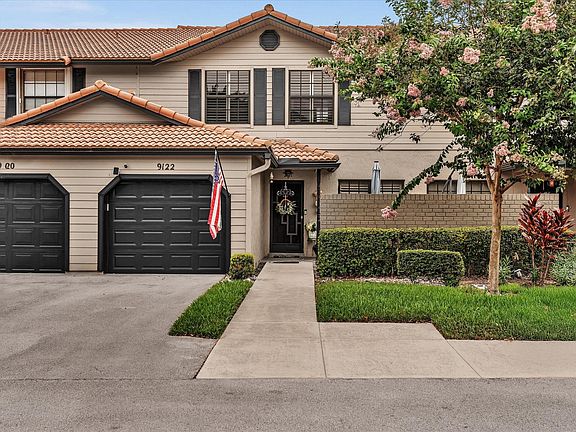 2nd image of 9122 Vineyard Lake Drive #9122